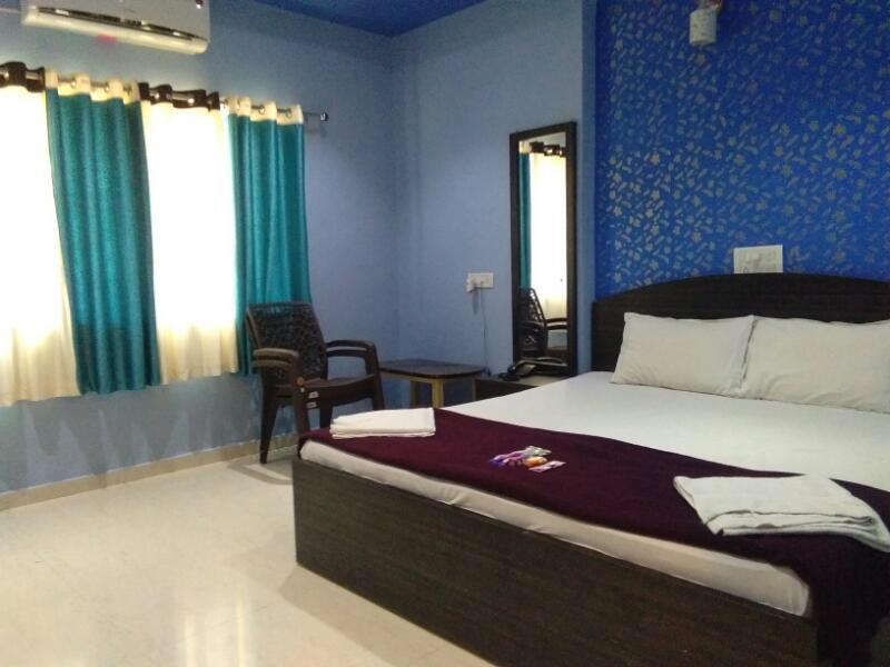 Hotel Krisha Daman Luaran gambar